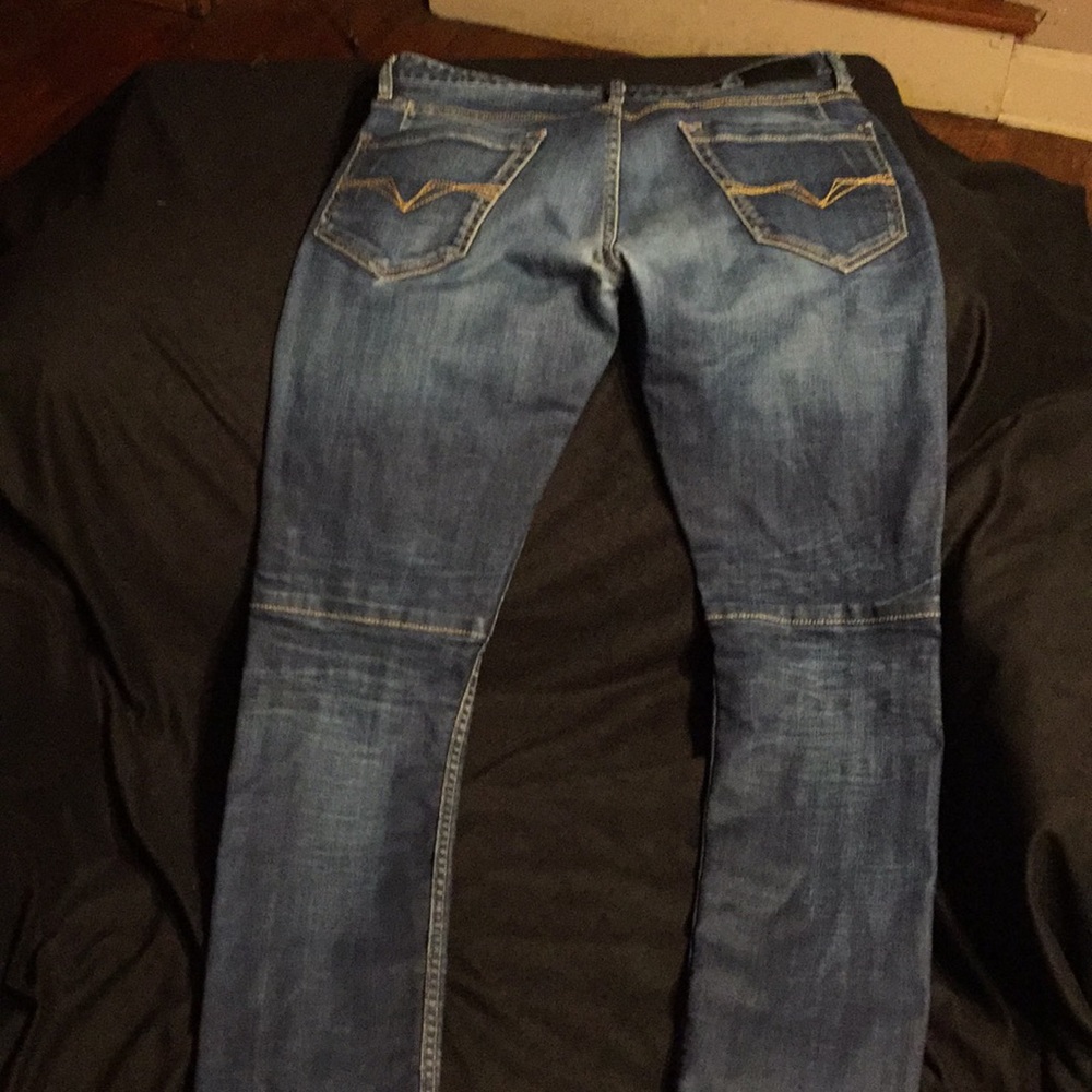Jeans - Picture 2 of 3